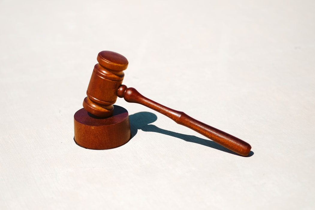 Jurisprudență Tribunalul Specializat Cluj: executare antecontracte de vânzare imobile în faliment