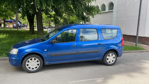 Autoturism Dacia Logan