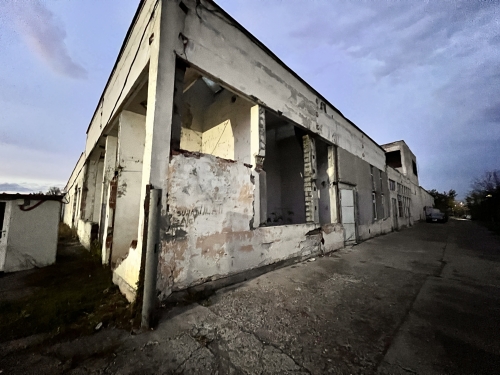 Proprietate imobiliară cu destinație industrială situată în loc. Vlădeni, jud. Iaşi