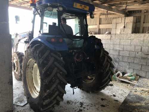 Tractor New Holland TD5.105 T3