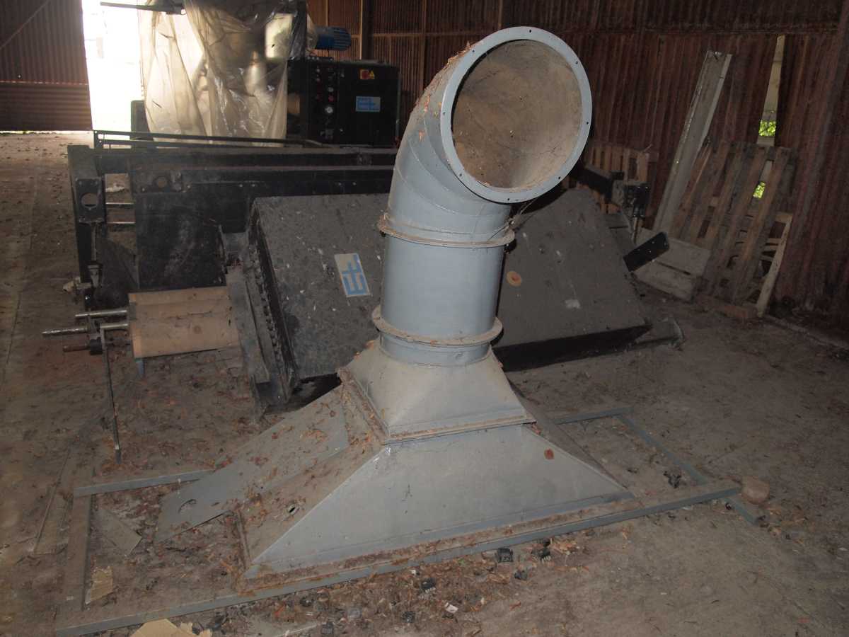 20201202171652_49_302-MASINA-STORS-SI-DESPICAT-TRICOTAJE...-1-.jpg