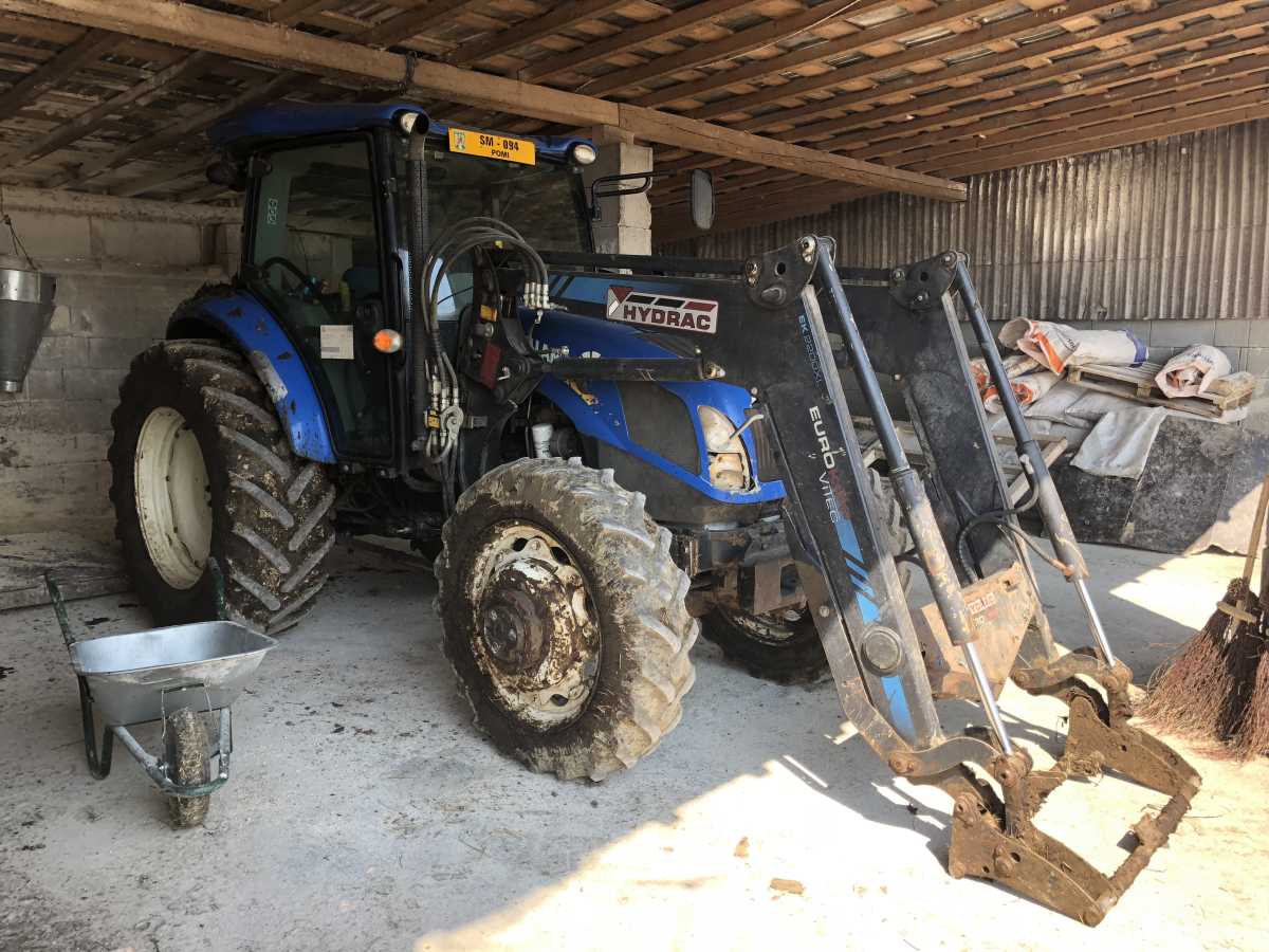 20201217175837_887_5---TRACTOR-NEW-HOLLAND-TD-5-105T3-SN............jpg