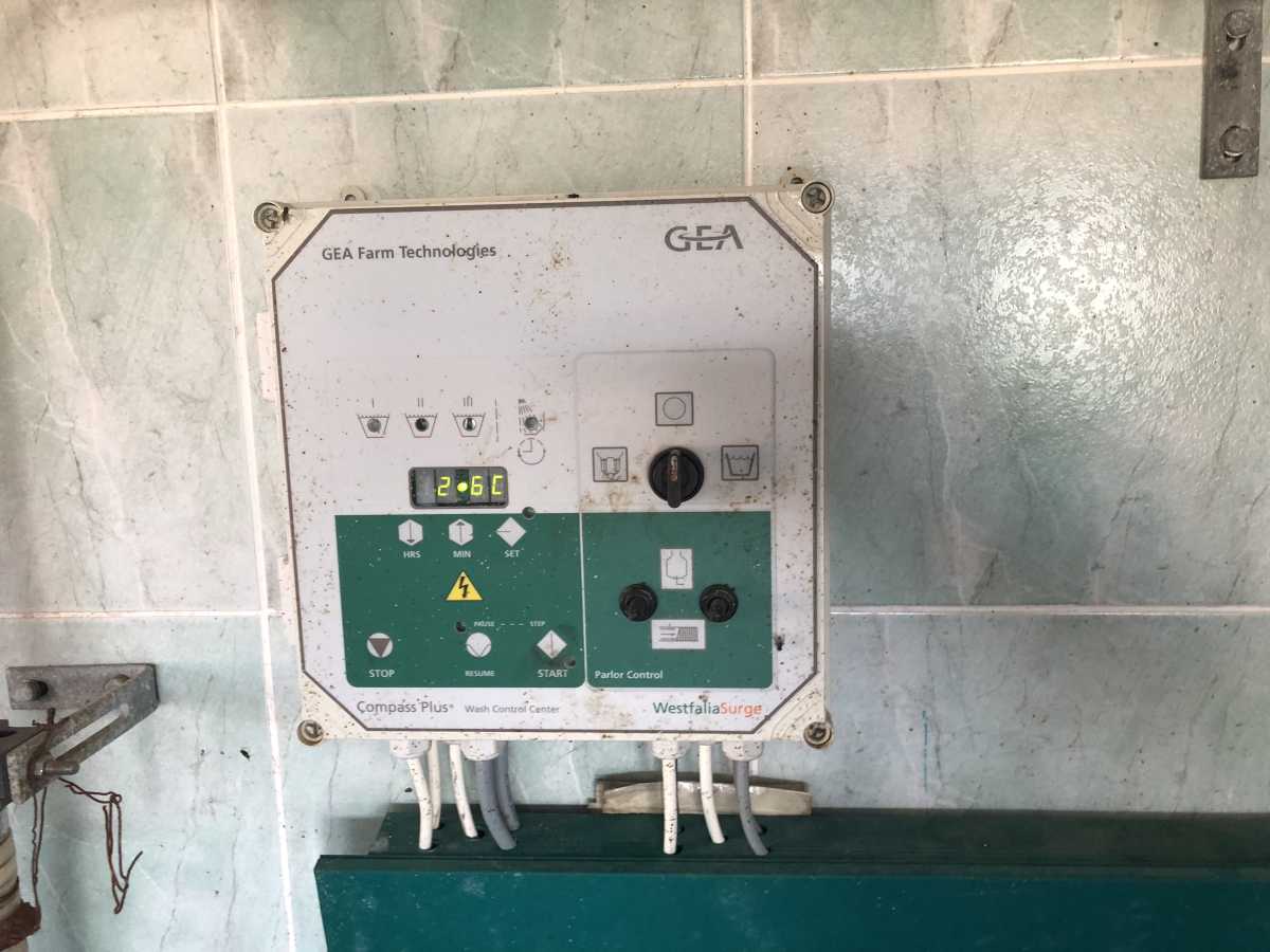 3---INSTALATIE-SALA-DE-MULS---Sistem-de-spalare-Compass-Plus....jpg