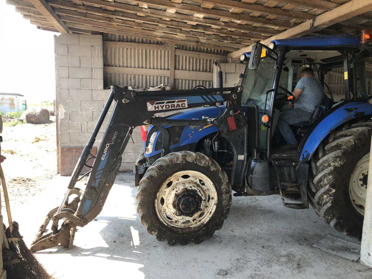 5---TRACTOR-NEW-HOLLAND-TD-5-105T3-SN.....jpg