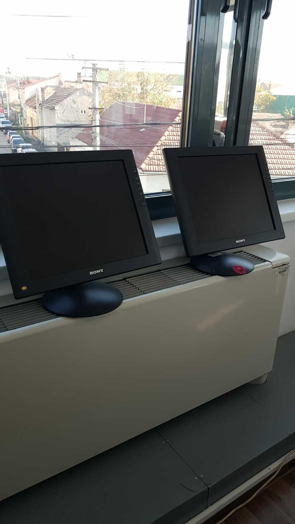 Monitoare-Sony_960p.jpg