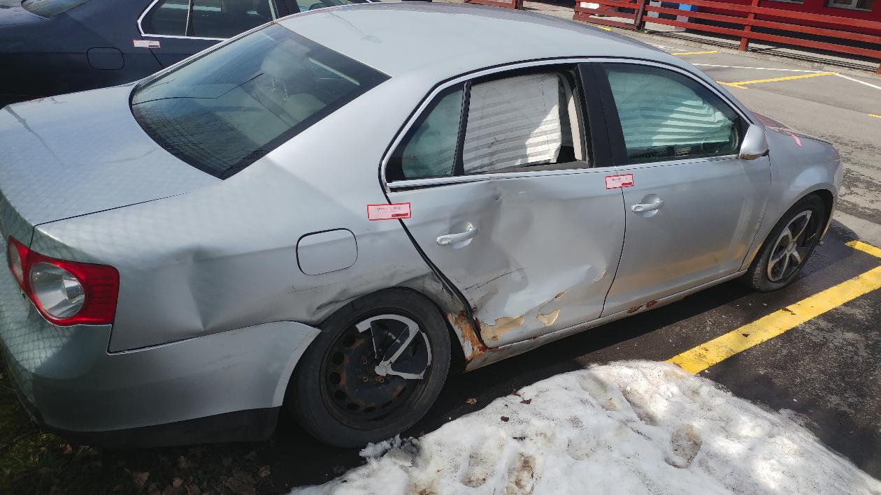 jetta-gri-3.jpg